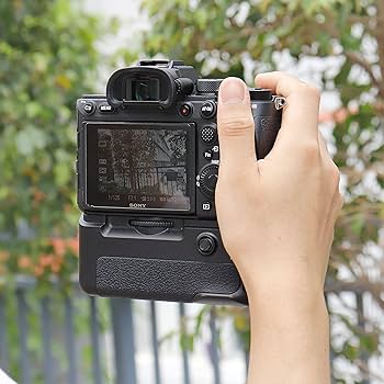 Amazon.com : FocusFoto Vertical Battery Grip Holder Multi